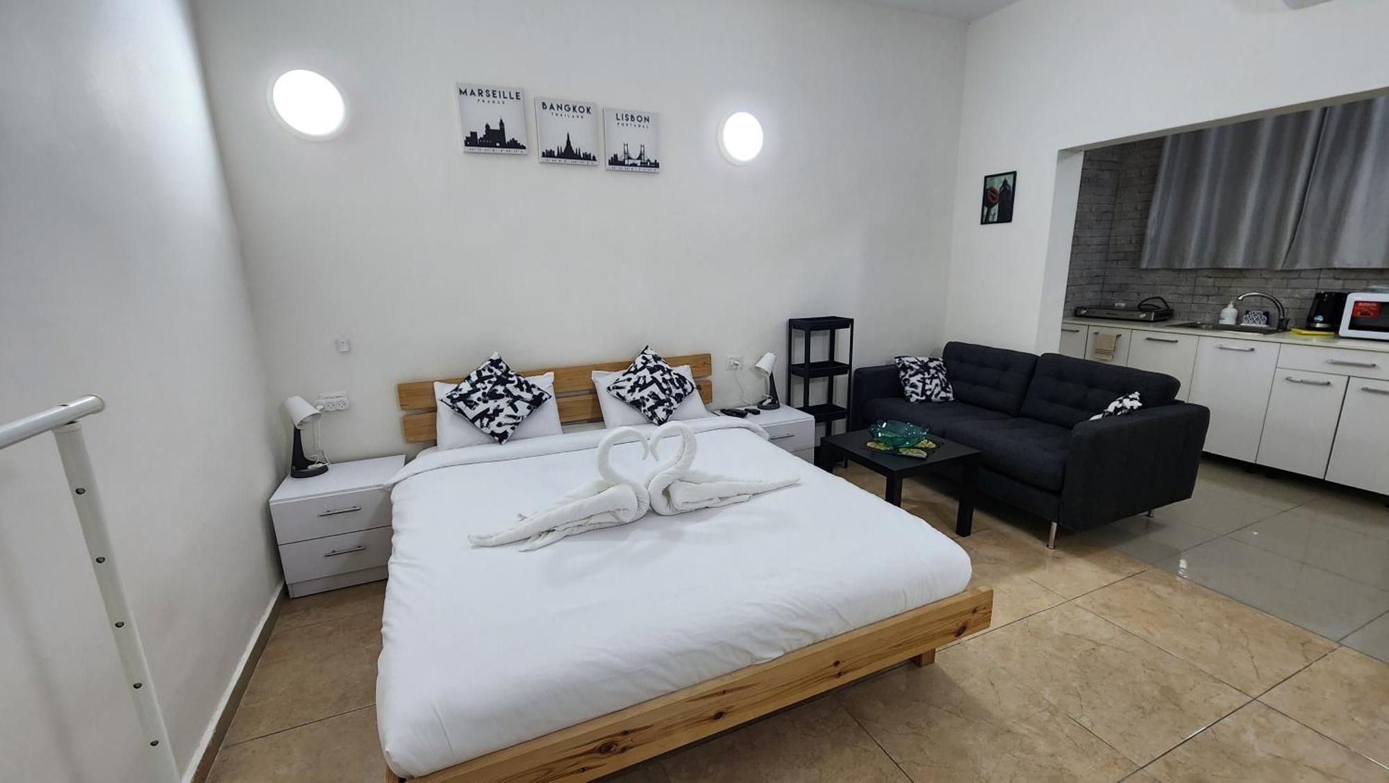 Aparthotel David Hameleh House Netanja Pokój zdjęcie