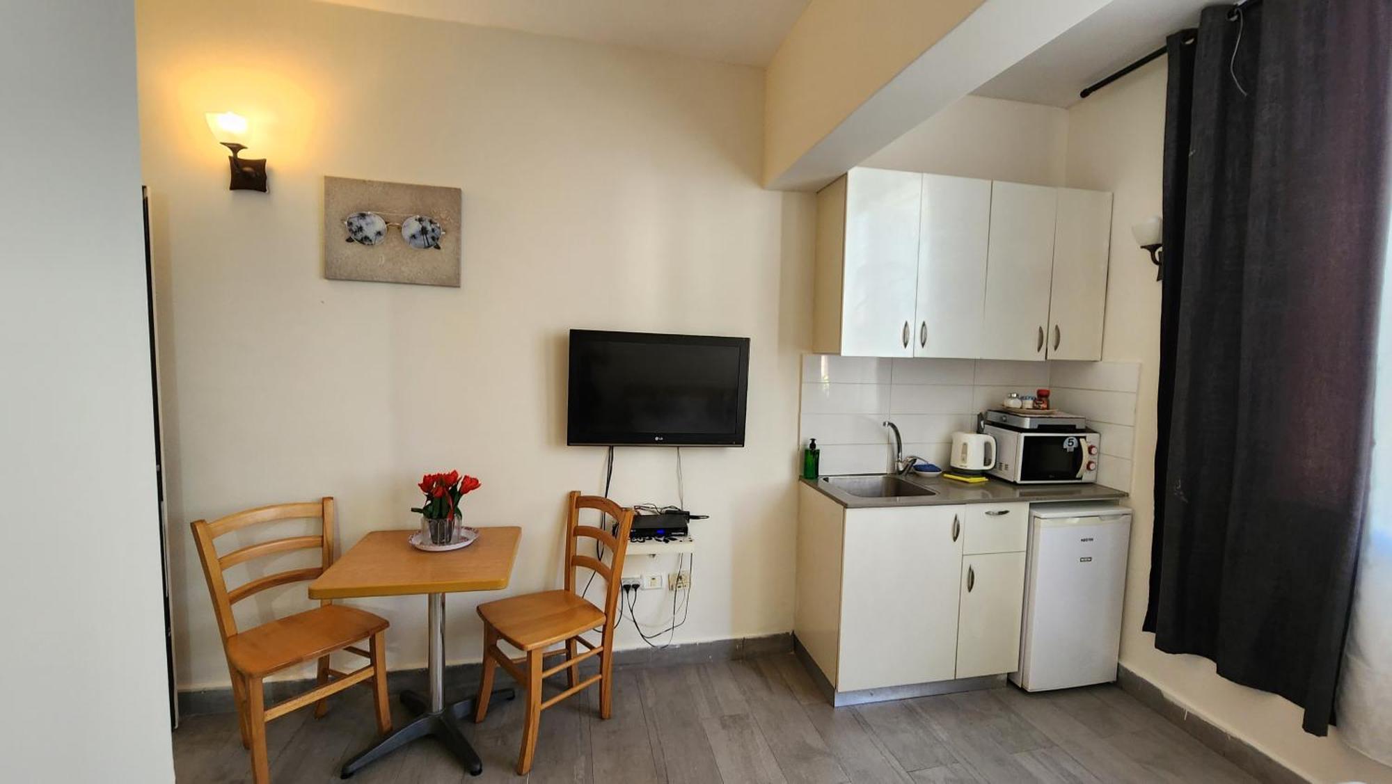 Aparthotel David Hameleh House Netanja Pokój zdjęcie