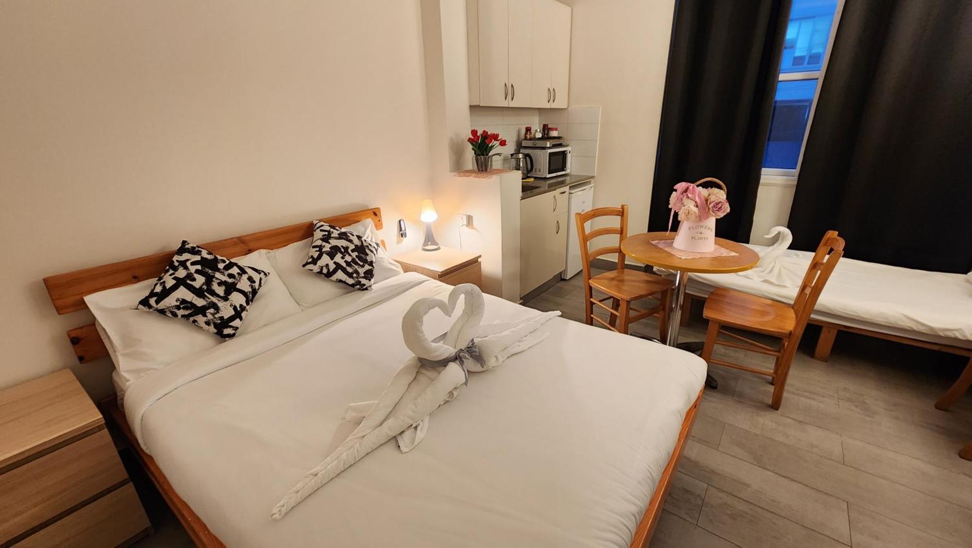 Aparthotel David Hameleh House Netanja Pokój zdjęcie