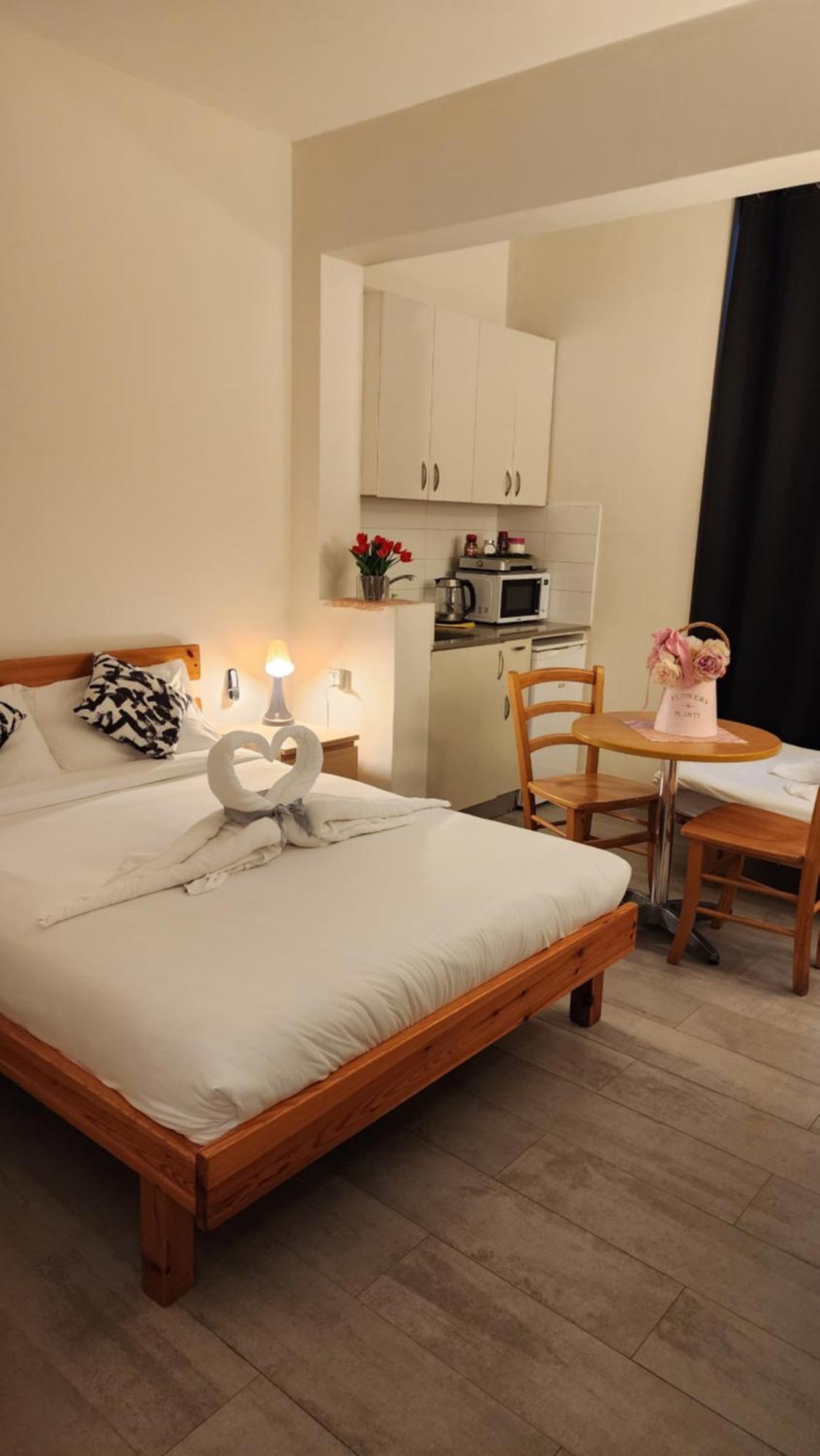 Aparthotel David Hameleh House Netanja Pokój zdjęcie